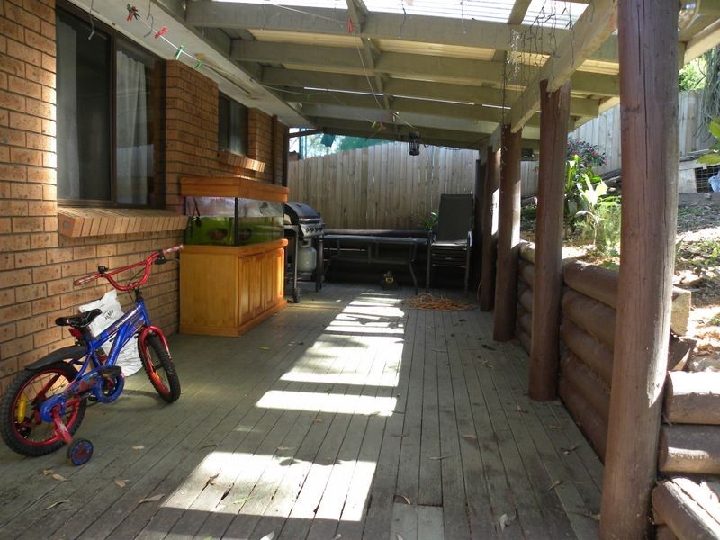4 Tennyson Place, Watanobbi NSW 2259