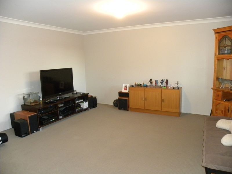 20 Waterside Drive, Woongarrah NSW 2259