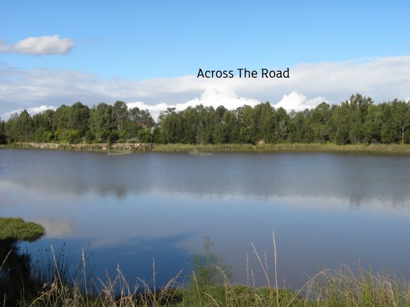 20 Waterside Drive, Woongarrah NSW 2259
