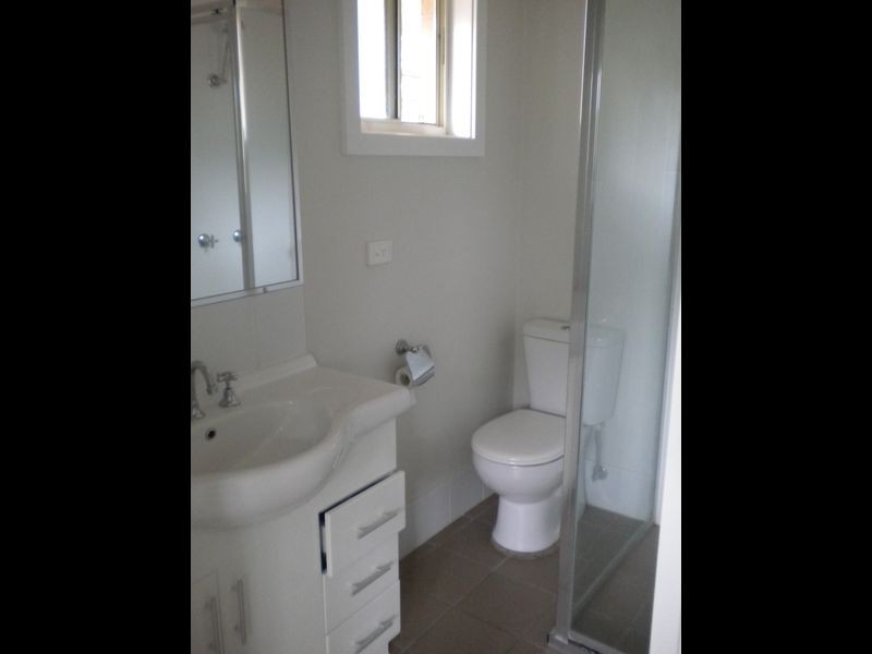 3/4 Woolmers Cres, Mardi NSW 2259