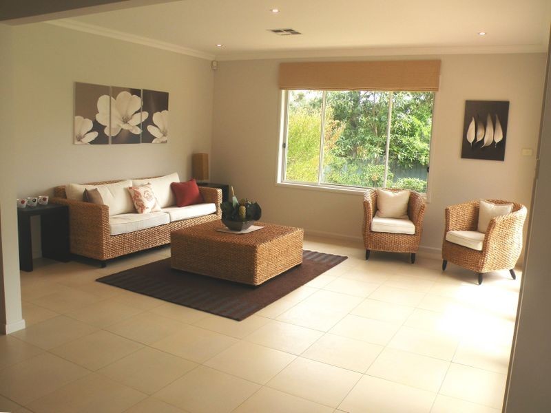 8 Stan Johnson Drive, Hamlyn Terrace NSW 2259