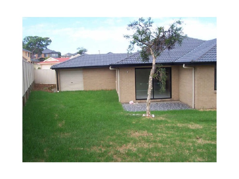 11 Peppercorn Ave, Woongarrah NSW 2259