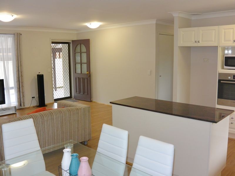 20 Blenheim Avenue, Berkeley Vale NSW 2261