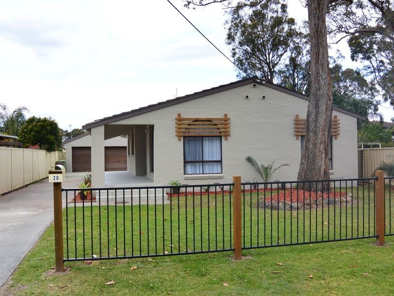 20 Blenheim Avenue, Berkeley Vale NSW 2261