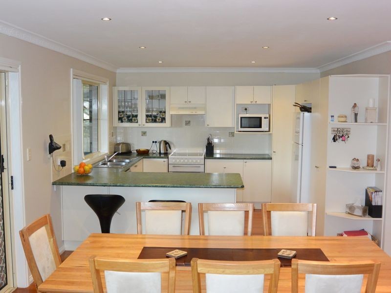 27 Wakehurst Drive, Wyong NSW 2259