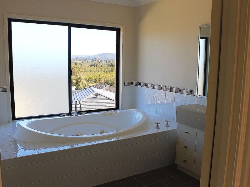 14 Weaver Crescent, Watanobbi NSW 2259