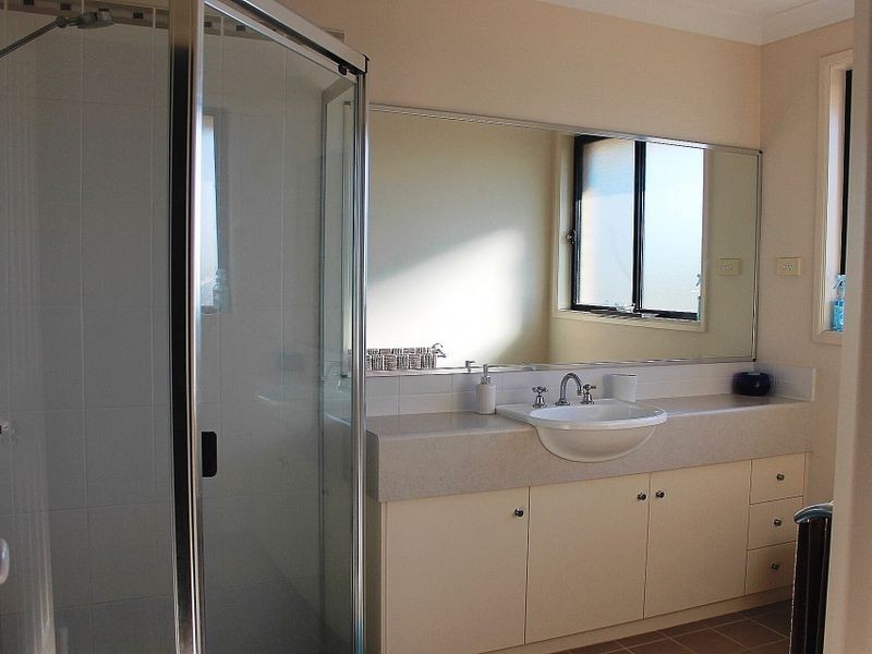 14 Weaver Crescent, Watanobbi NSW 2259