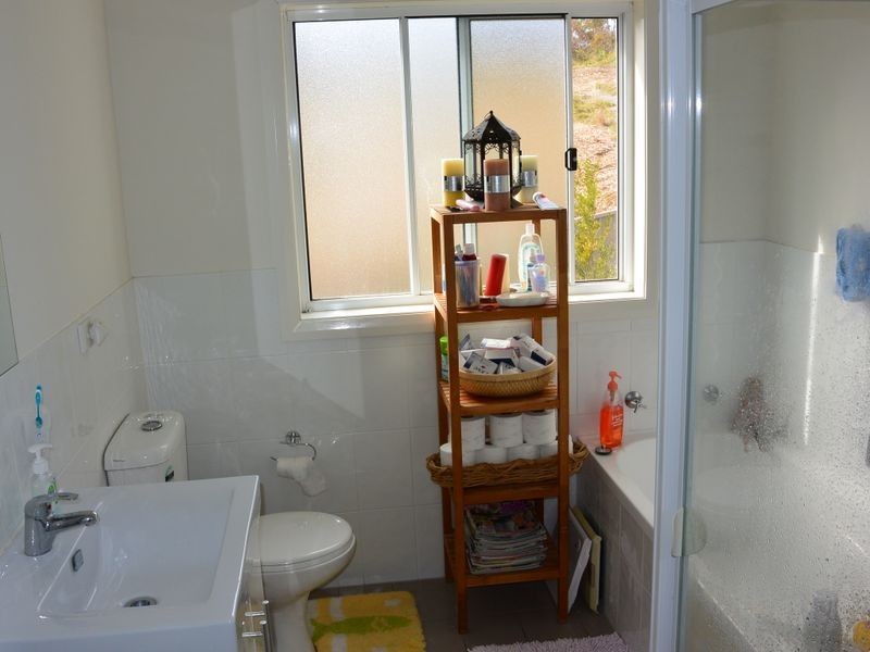 4/8 Heron Close, Watanobbi NSW 2259