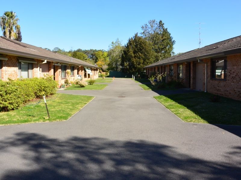 4/68 Panonia Road, Wyong NSW 2259