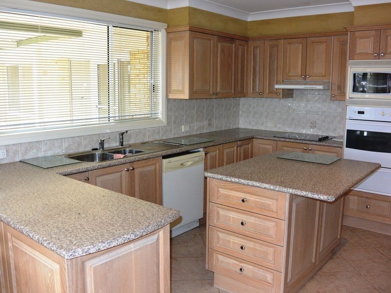 3 Meadow Road, Watanobbi NSW 2259