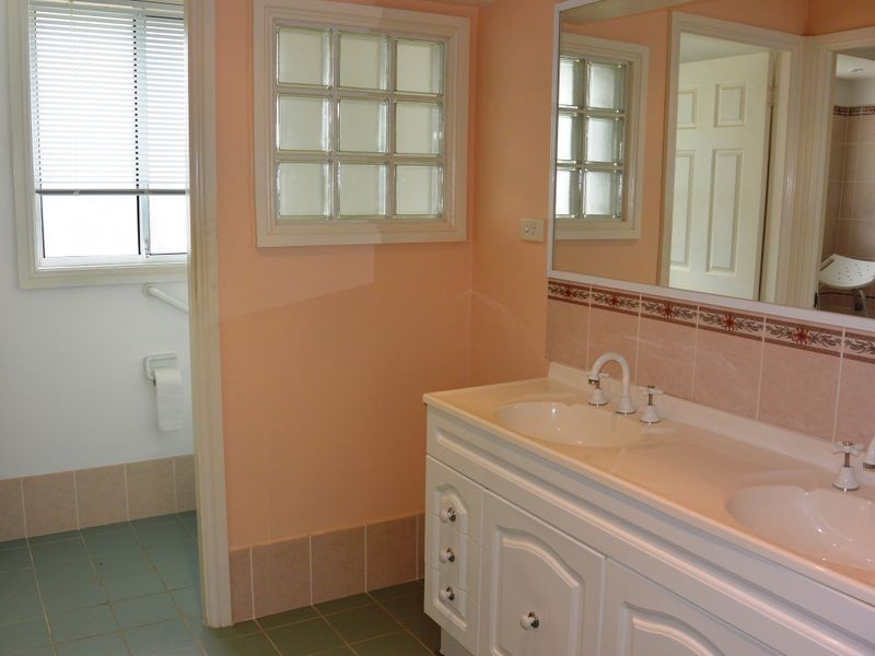 3 Meadow Road, Watanobbi NSW 2259