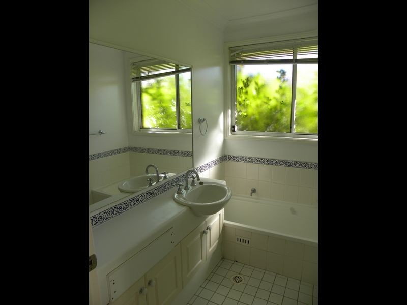 21 Woodbury Park Dr, Mardi NSW 2259