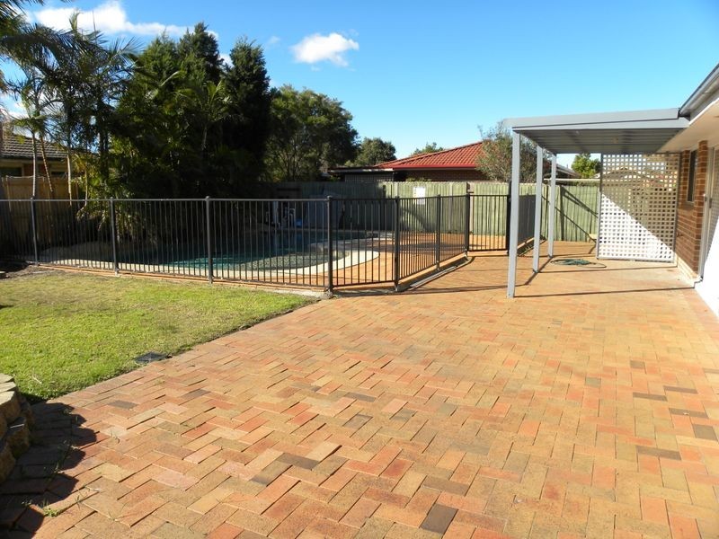 21 Woodbury Park Dr, Mardi NSW 2259