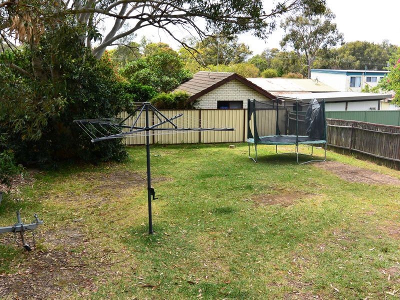 35 Woodlawn Drive, Budgewoi NSW 2262