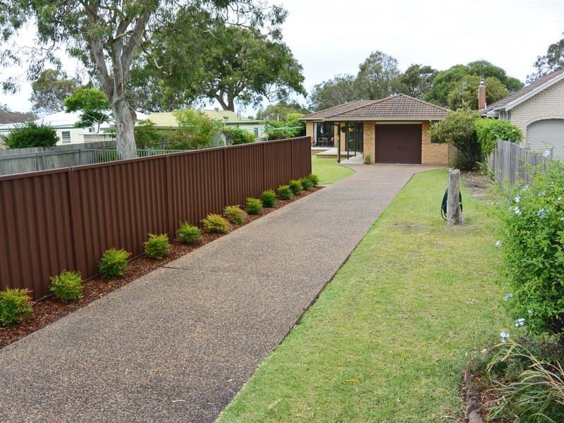 90 Buff Point Avenue, Buff Point NSW 2262