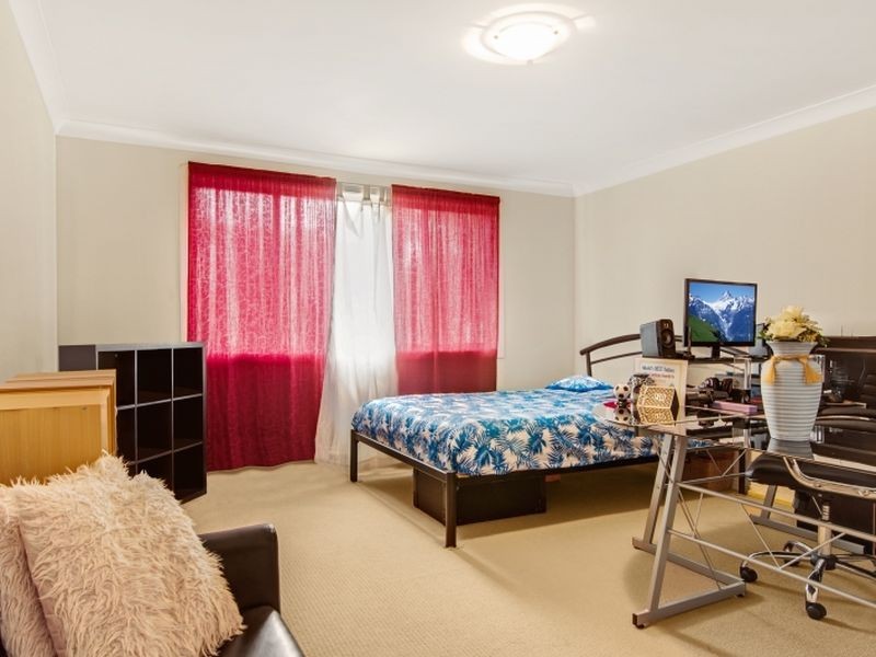 17 Allambee Crescent, Blue Haven NSW 2262