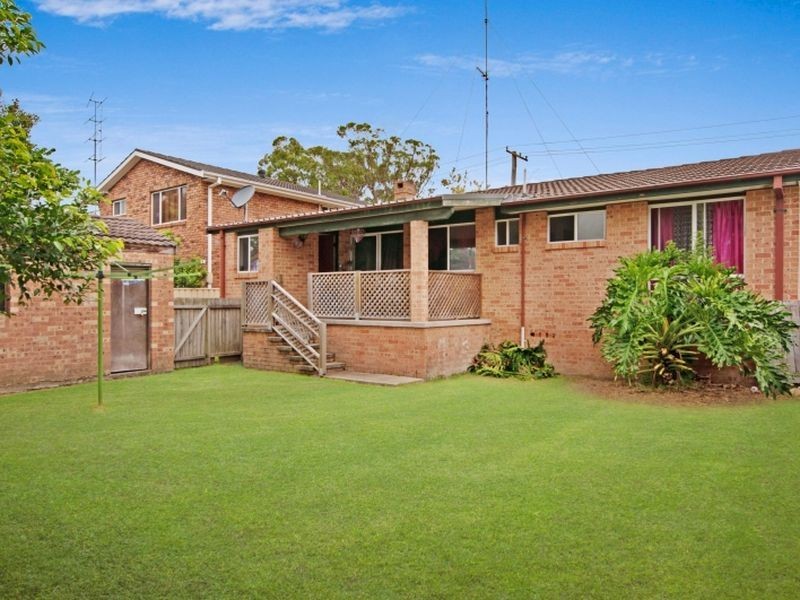 17 Allambee Crescent, Blue Haven NSW 2262