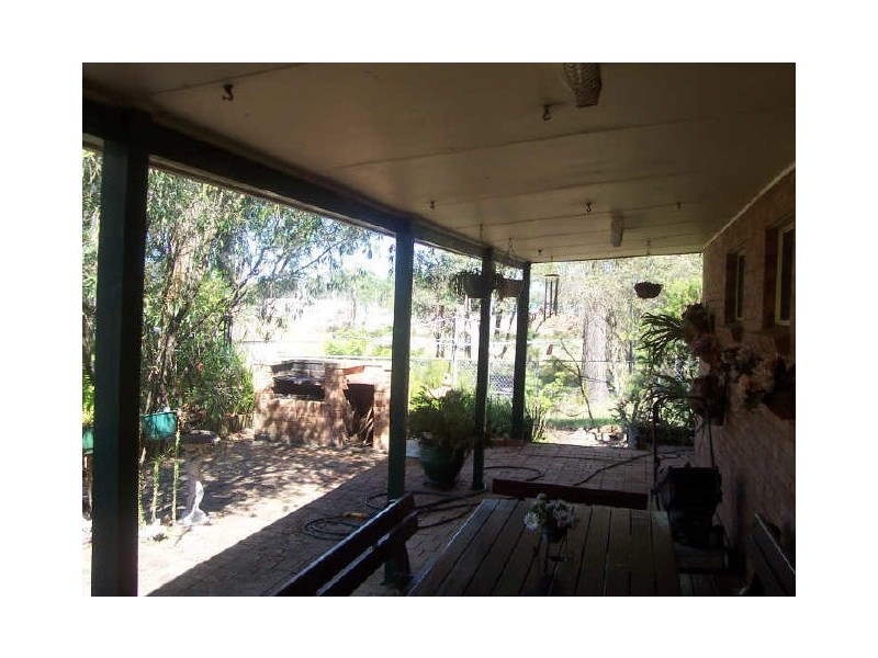 11 Golflinks Drive, Watanobbi NSW 2259
