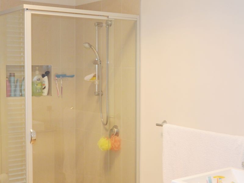 5 Irons Road, Wyong NSW 2259