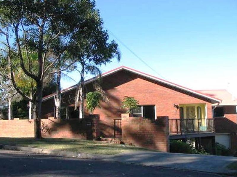 3 Page Close, Wyong NSW 2259