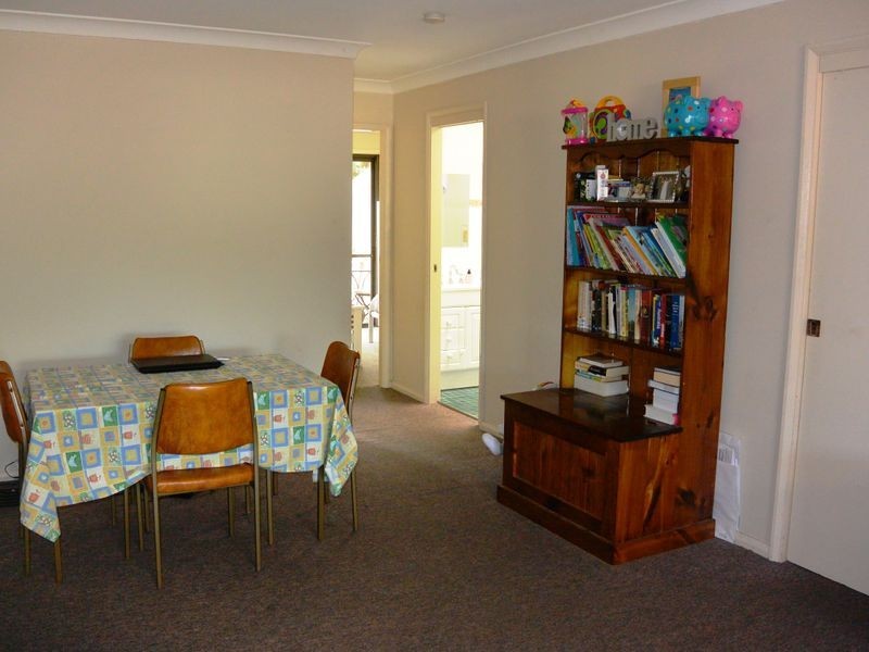 8/2 Cadonia Road, Tuggerawong NSW 2259