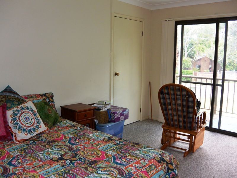 8/2 Cadonia Road, Tuggerawong NSW 2259