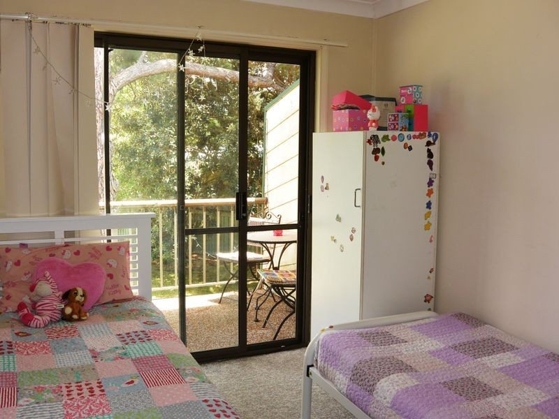 8/2 Cadonia Road, Tuggerawong NSW 2259