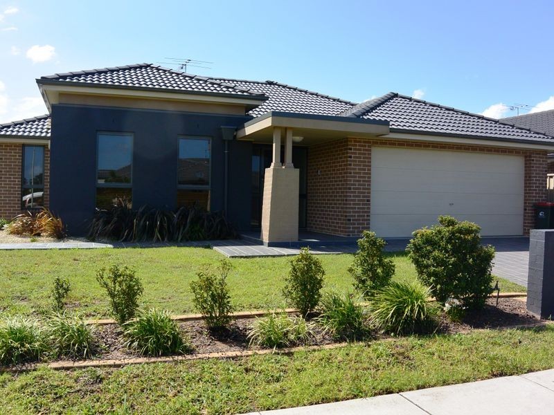 19 Wakool Crescent, Woongarrah NSW 2259