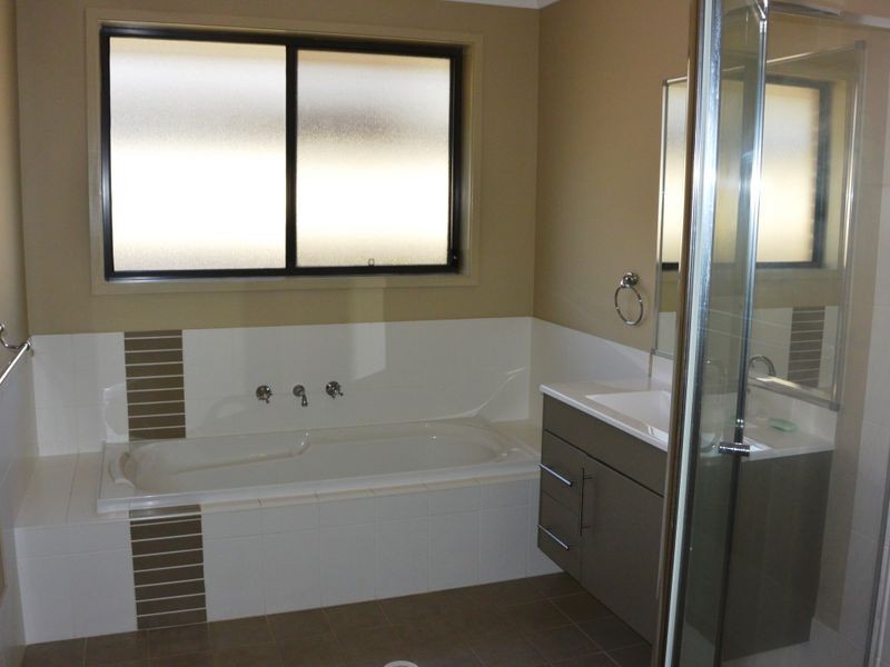 19 Wakool Crescent, Woongarrah NSW 2259