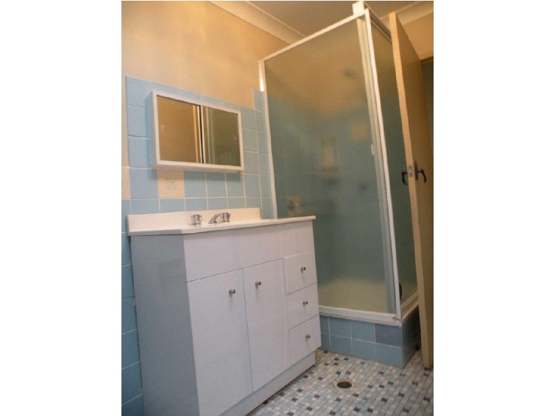 35 Woodlawn Drive, Budgewoi NSW 2262