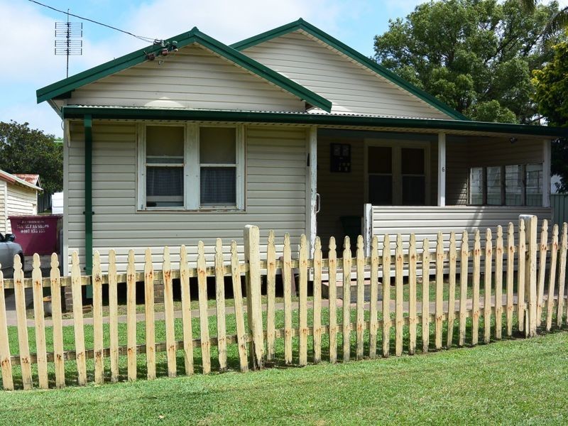 5 Lake Road, Tuggerah NSW 2259