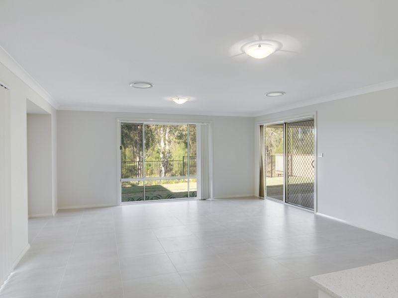 4 Championship Drive, Wyong NSW 2259