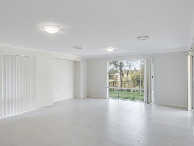 4 Championship Drive, Wyong NSW 2259