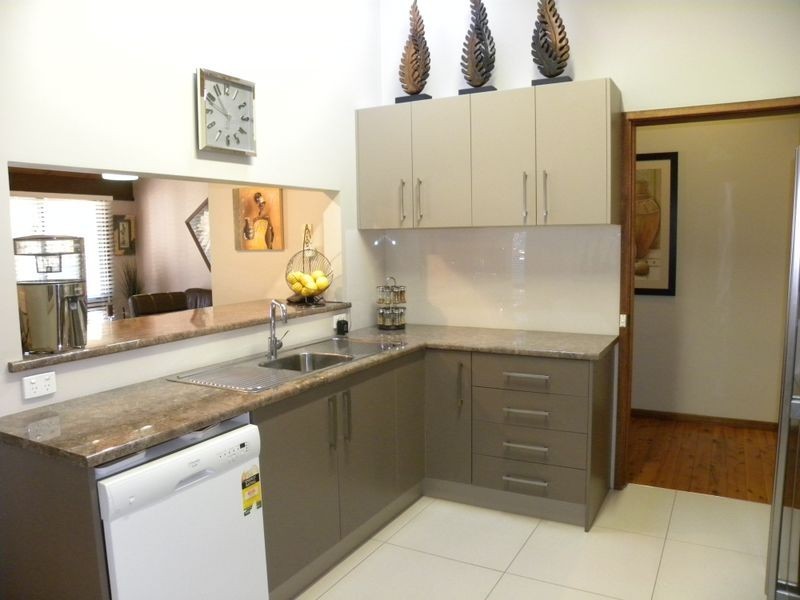 55 Dunrossil Avenue, Watanobbi NSW 2259