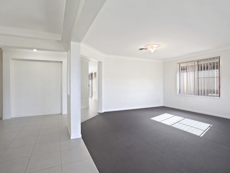 34 Wakool Crescent, Woongarrah NSW 2259
