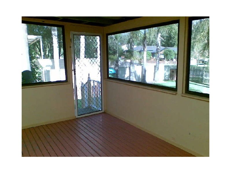 19 CADONIA RD, Tuggerawong NSW 2259