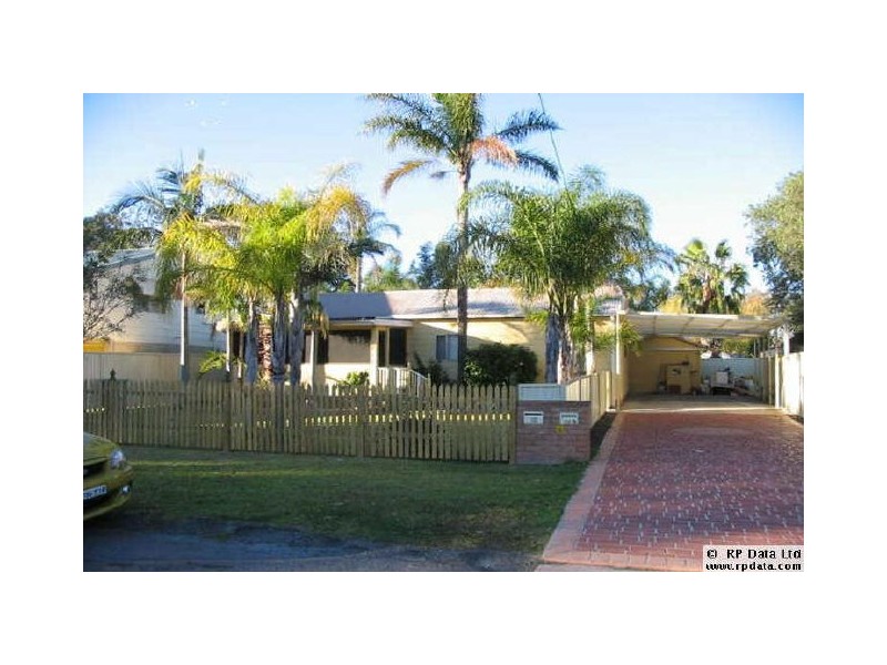 19a Cadonia Rd, Tuggerawong NSW 2259