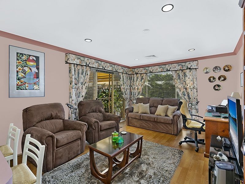13 Friendship Place, Watanobbi NSW 2259