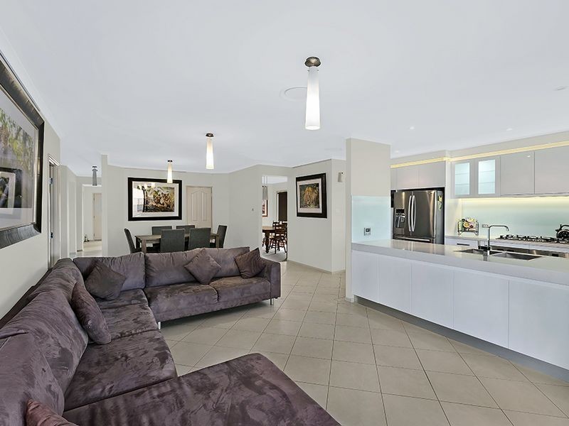 10 Lily Lane, Woongarrah NSW 2259