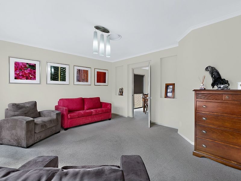 10 Lily Lane, Woongarrah NSW 2259