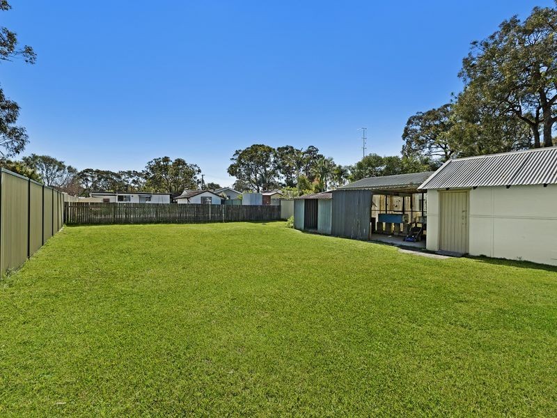 13 Goobarabah Avenue, Lake Haven NSW 2263