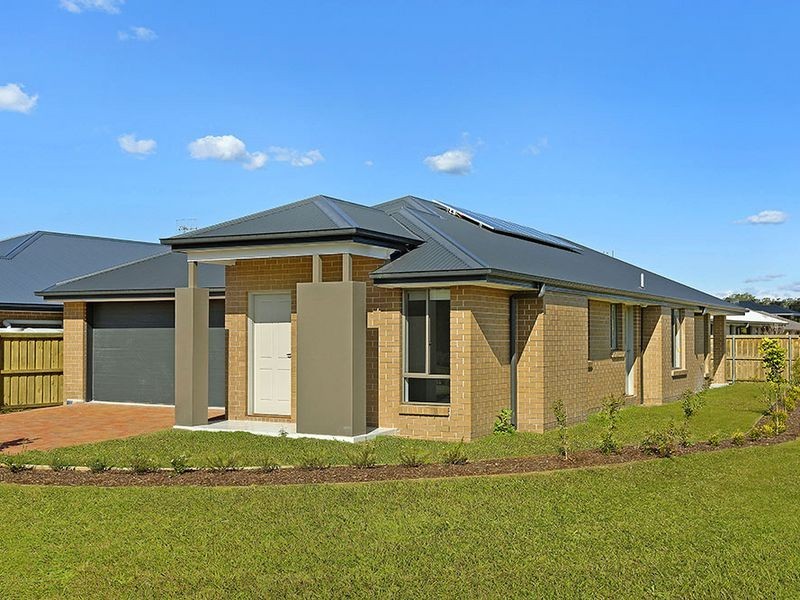 19 Parry Parade, Wyong NSW 2259