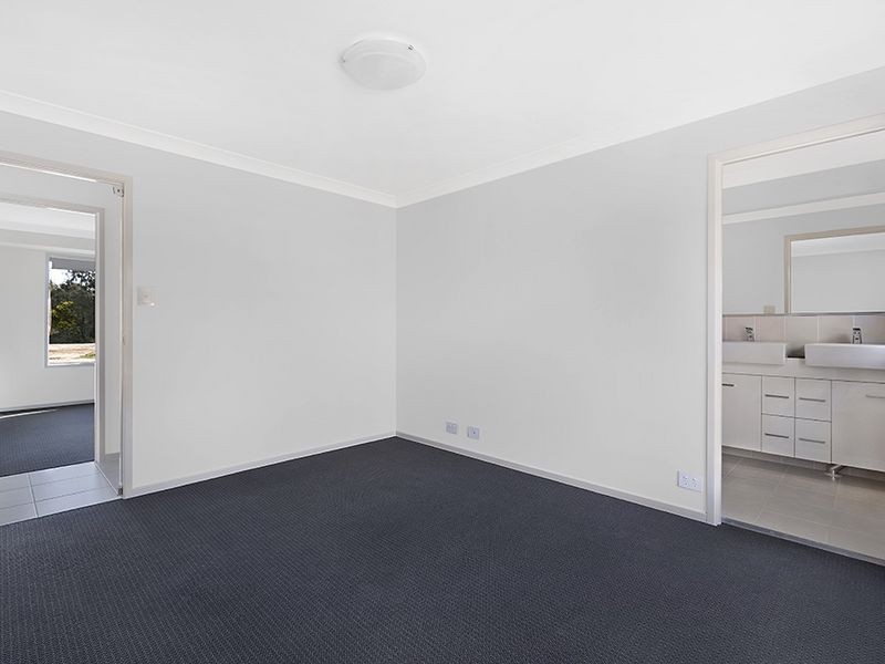 19 Parry Parade, Wyong NSW 2259