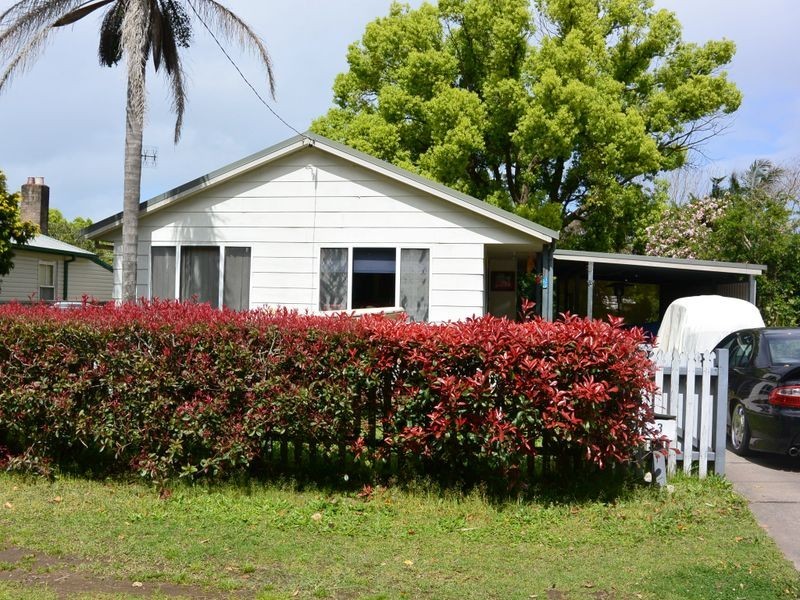3 Lake Road, Tuggerah NSW 2259