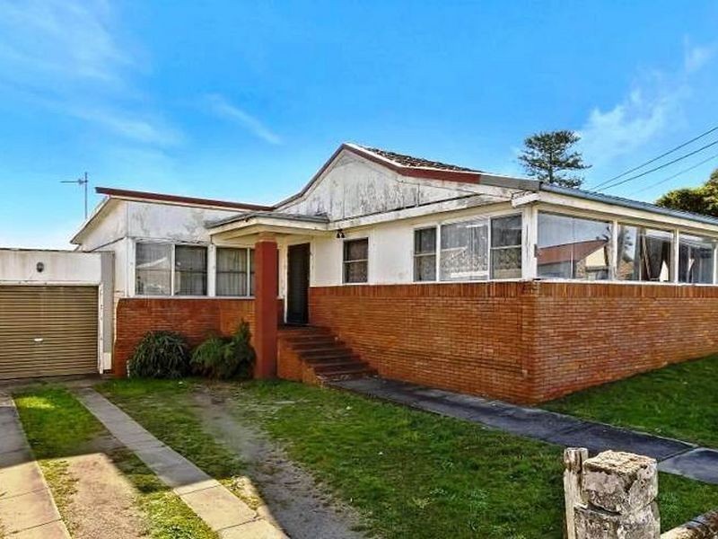 4 Brogden Road, The Entrance North NSW 2261