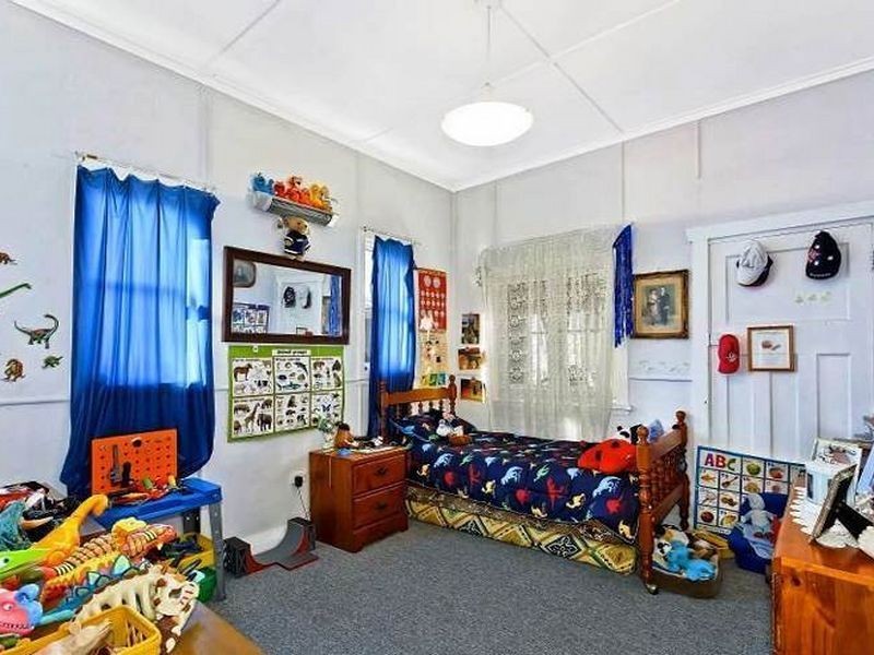 4 Brogden Road, The Entrance North NSW 2261