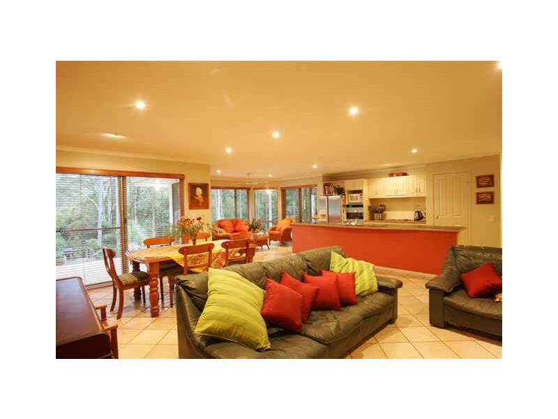 34 Macadamia Lane, Wyong Creek NSW 2259