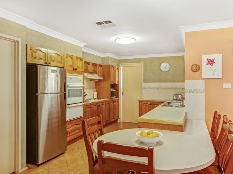 7 Meadow Road, Watanobbi NSW 2259