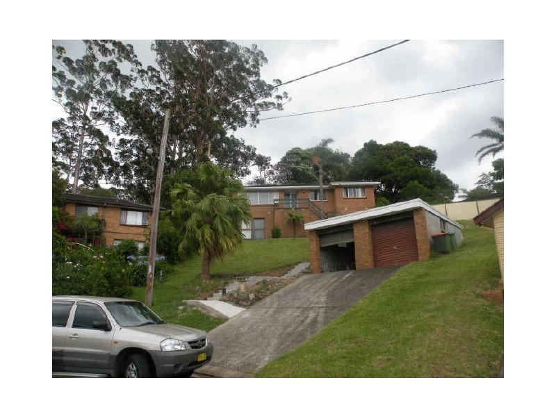 17 Arthur Drive, Wyong NSW 2259