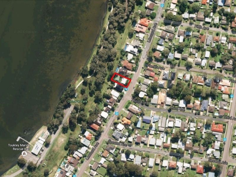 30 Leonard Avenue, Toukley NSW 2263